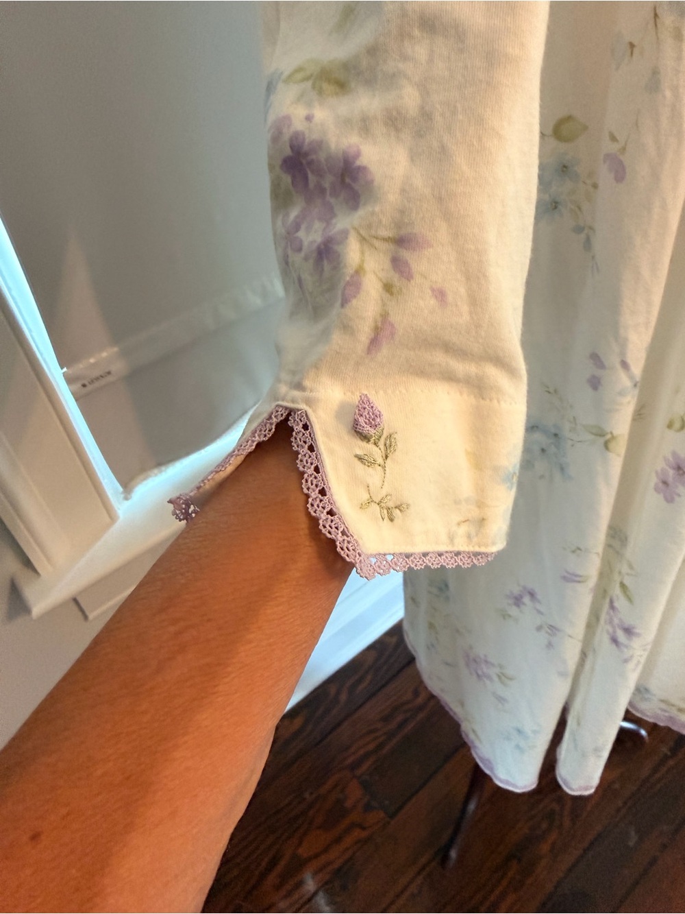 Women's vintage Cream Floral Long Nightgown with Lavender Trim - Picture 7 of 14